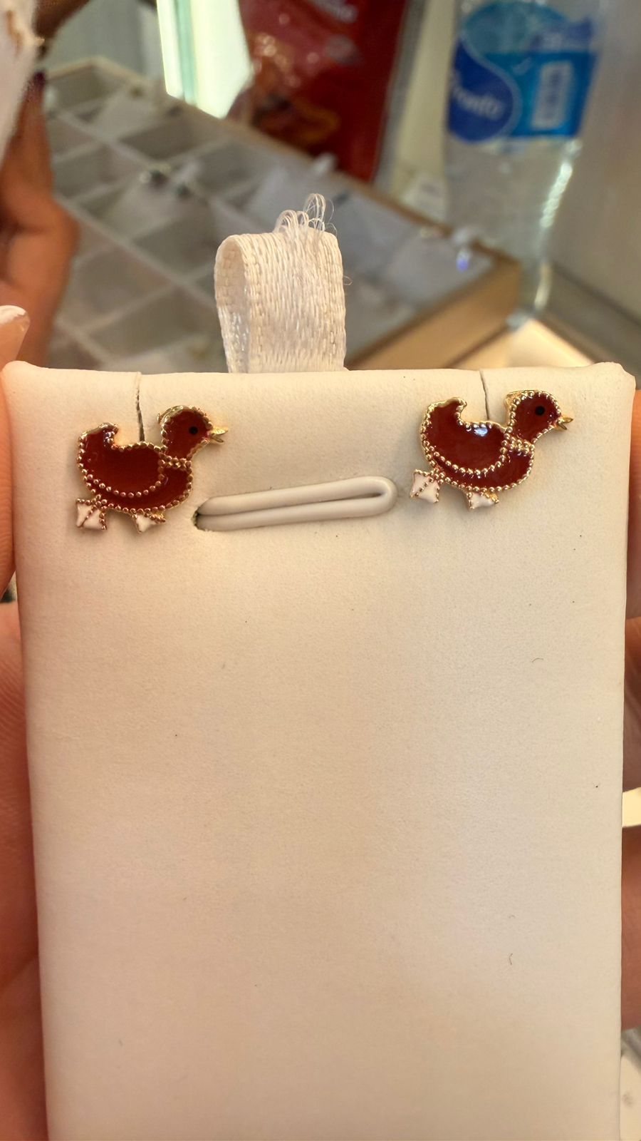 ARETES PATITO VAN CLEEF 14K